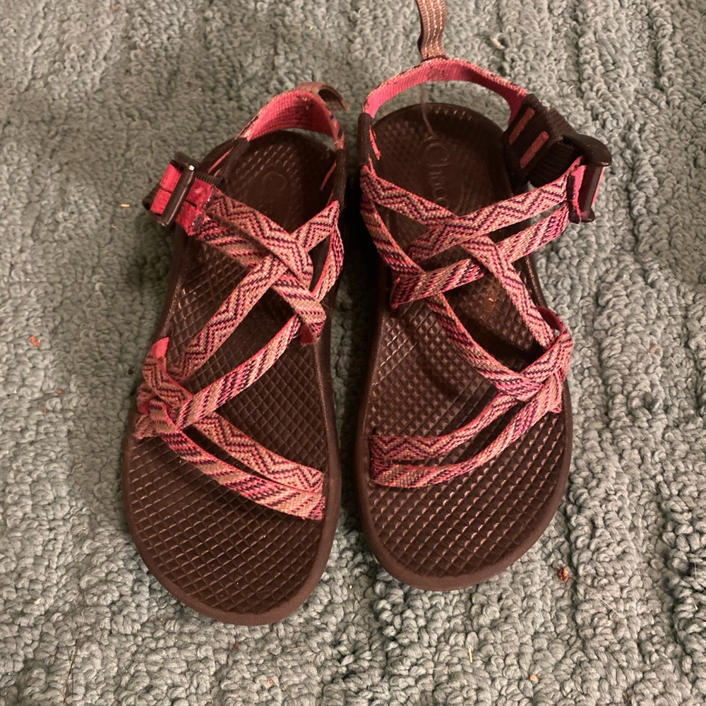 Girl’s Chaco sandals